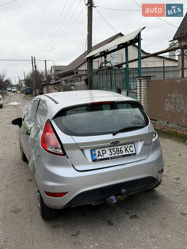 Хетчбек Ford Fiesta 2014 в Запоріжжі