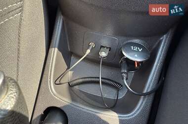 Хэтчбек Ford Fiesta 2013 в Киеве