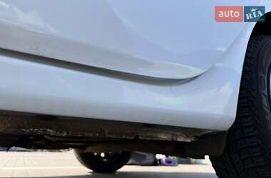 Хэтчбек Ford Fiesta 2013 в Киеве