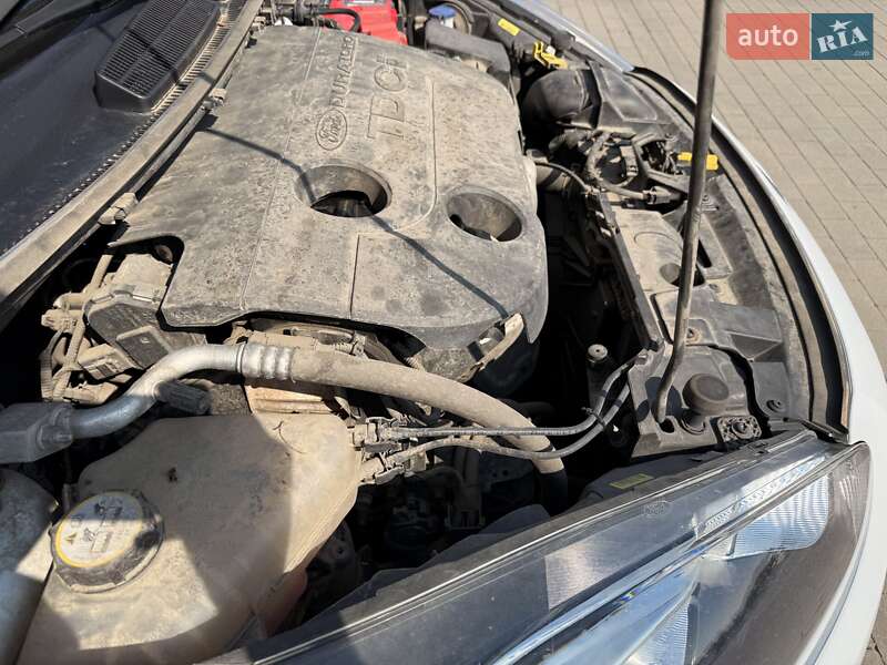 Хетчбек Ford Fiesta 2013 в Києві