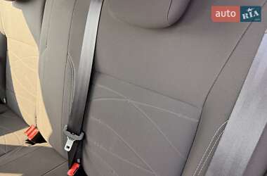 Хэтчбек Ford Fiesta 2013 в Киеве