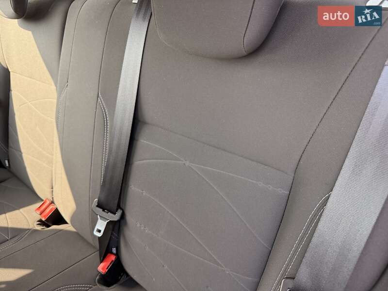 Хетчбек Ford Fiesta 2013 в Києві