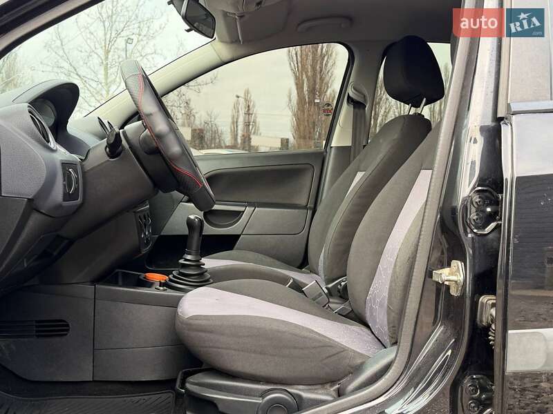 Хетчбек Ford Fiesta 2007 в Одесі