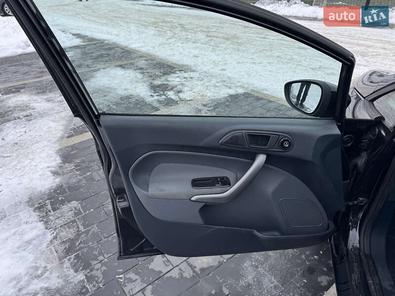 Хэтчбек Ford Fiesta 2010 в Мукачево фото 20 Хэтчбек Ford Fiesta 2010 в Мукачево