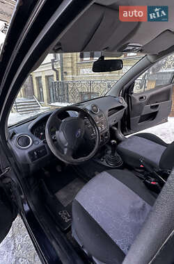 Хэтчбек Ford Fiesta 2008 в Киеве