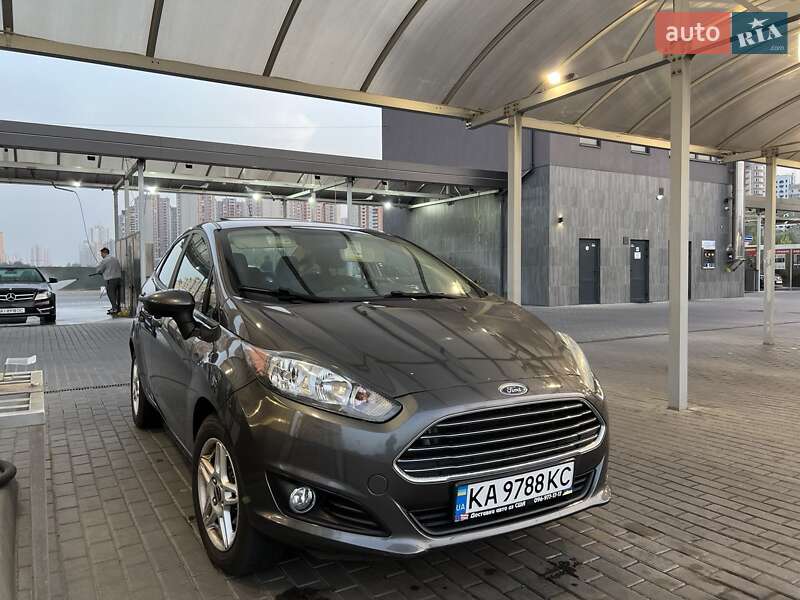 Седан Ford Fiesta 2018 в Киеве