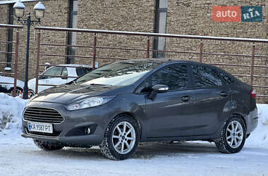 Седан Ford Fiesta 2014 в Киеве