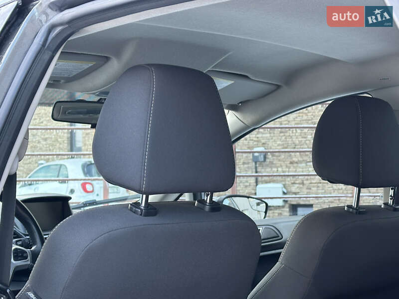 Седан Ford Fiesta 2014 в Киеве