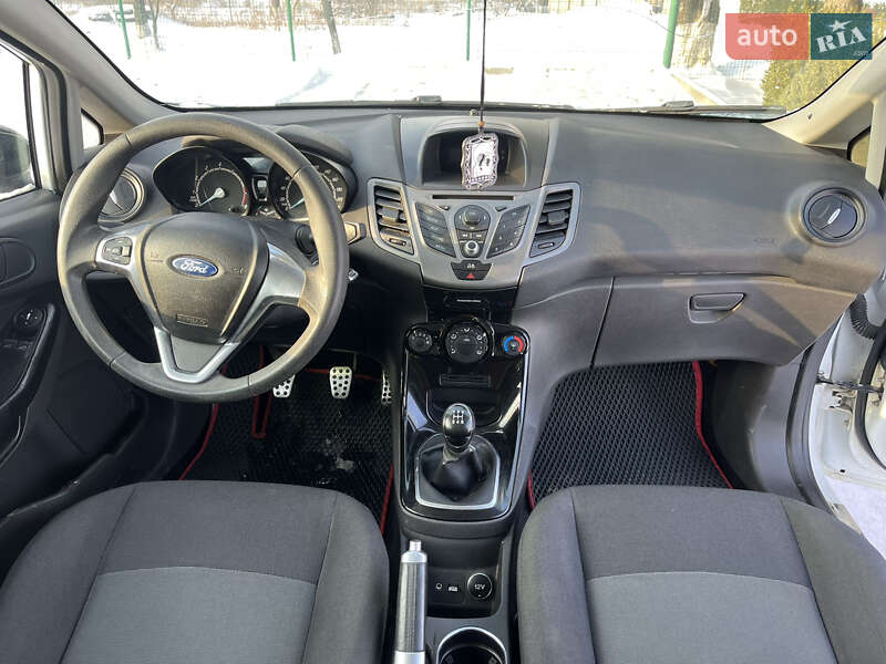 Хэтчбек Ford Fiesta 2014 в Хмельницком фото 15 Хэтчбек Ford Fiesta 2014 в Хмельницком