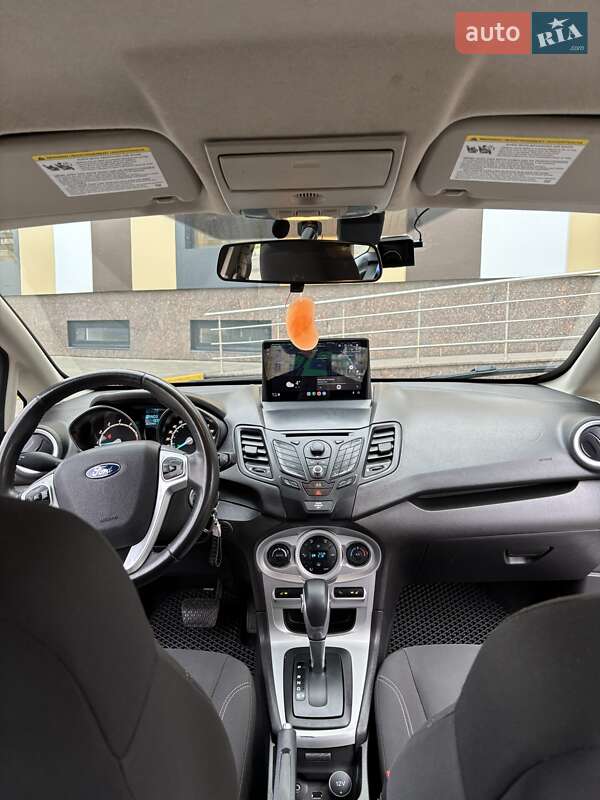 Седан Ford Fiesta 2014 в Одессе
