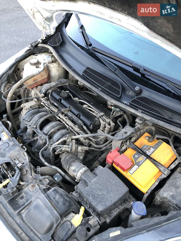 Хэтчбек Ford Fiesta 2016 в Виннице