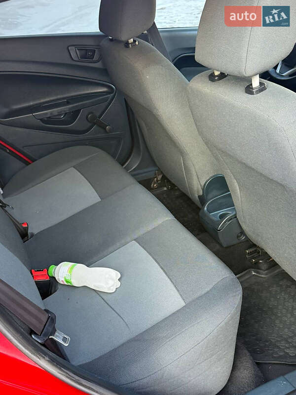 Хэтчбек Ford Fiesta 2012 в Золотоноше фото 7 Хэтчбек Ford Fiesta 2012 в Золотоноше