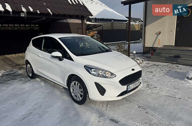 Хэтчбек Ford Fiesta 2018 в Киеве