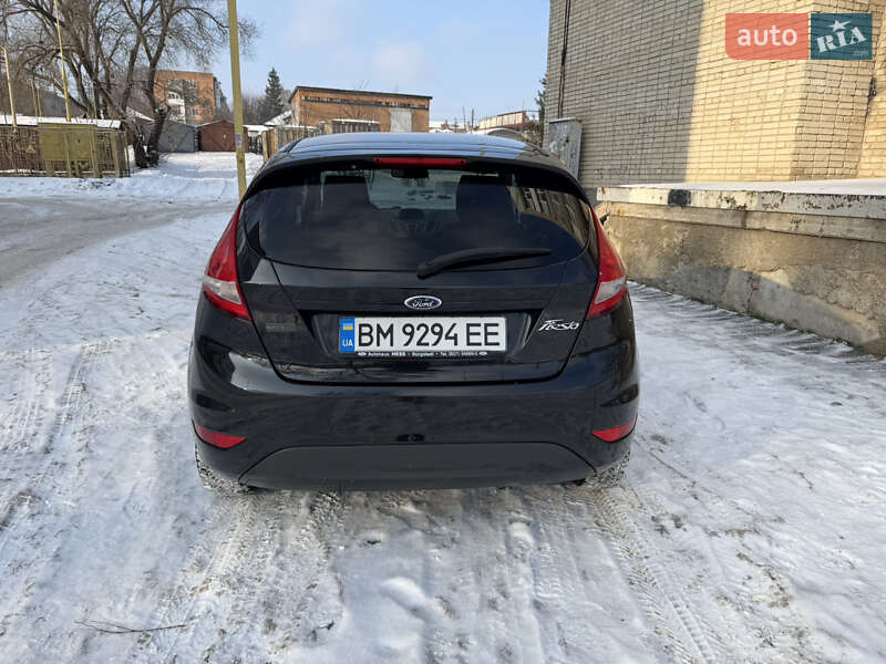 Хэтчбек Ford Fiesta 2011 в Конотопе