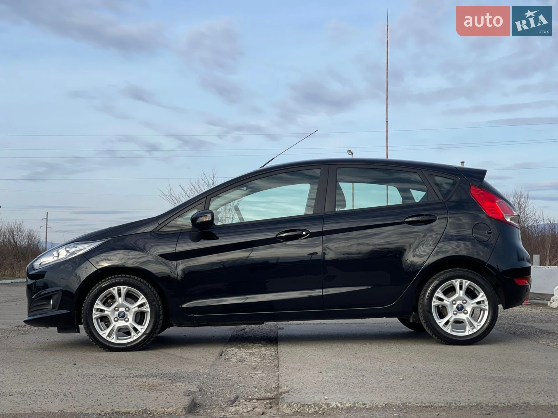 2015 Ford Fiesta - мініатюра 3