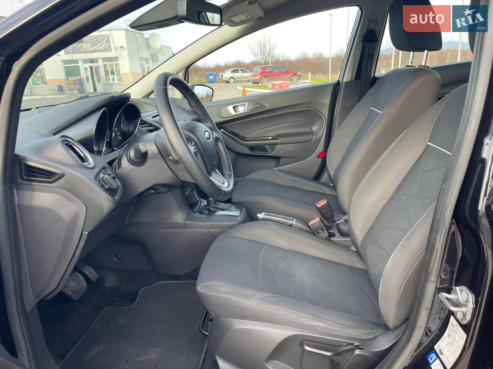 2015 Ford Fiesta - мініатюра 17