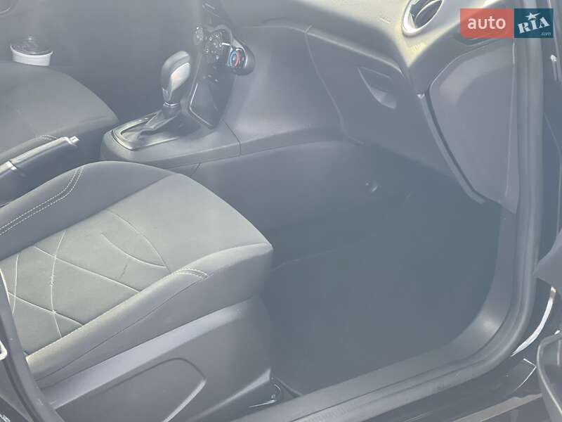 Хэтчбек Ford Fiesta 2015 в Ужгороде