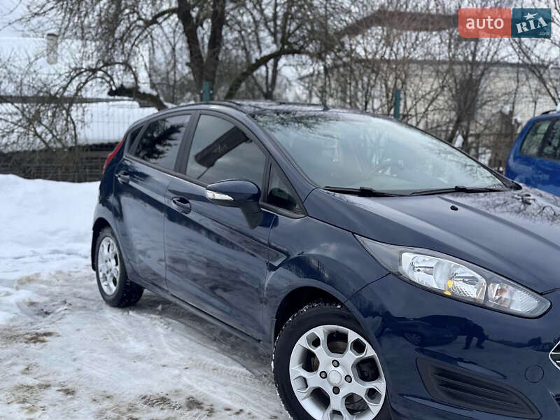 Хэтчбек Ford Fiesta 2013 в Дрогобыче