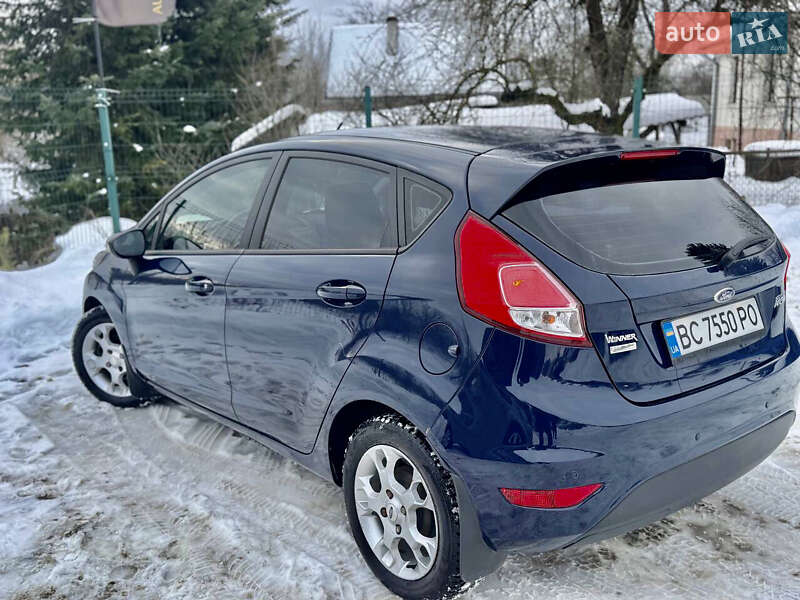 Хэтчбек Ford Fiesta 2013 в Дрогобыче