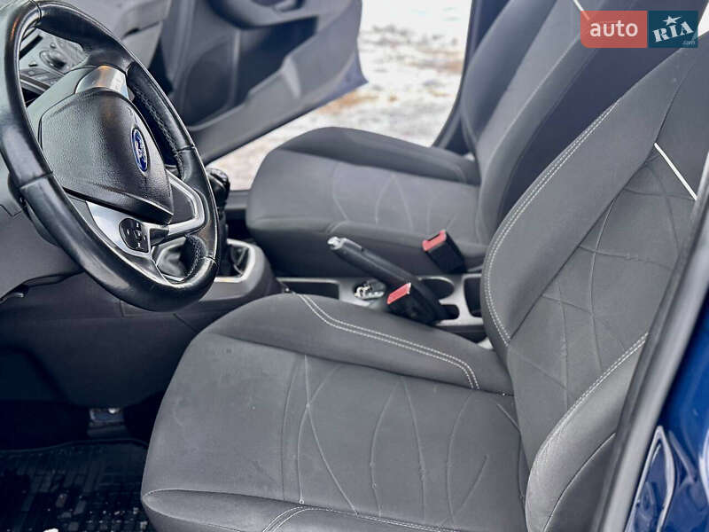 Хэтчбек Ford Fiesta 2013 в Дрогобыче