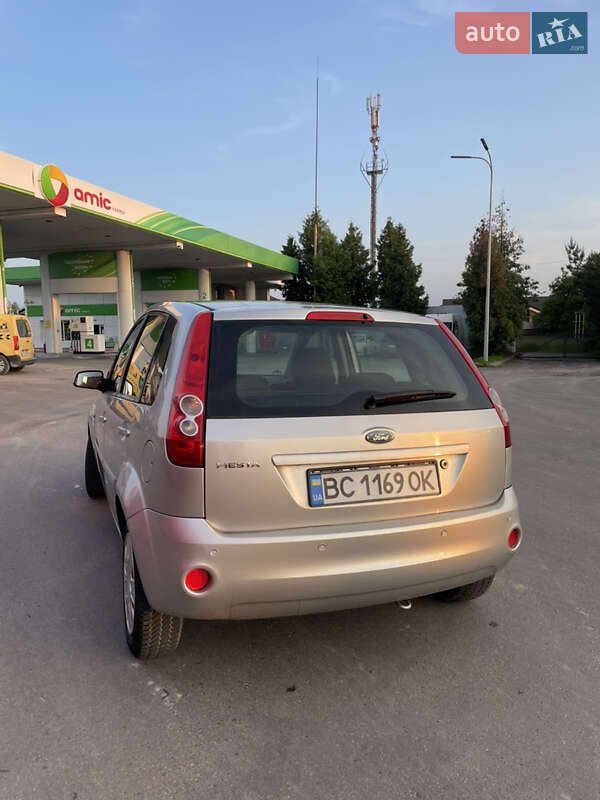 Хетчбек Ford Fiesta 2007 в Львові фото 4 Хетчбек Ford Fiesta 2007 в Львові