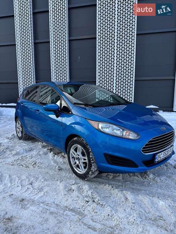 Хэтчбек Ford Fiesta 2017 в Львове