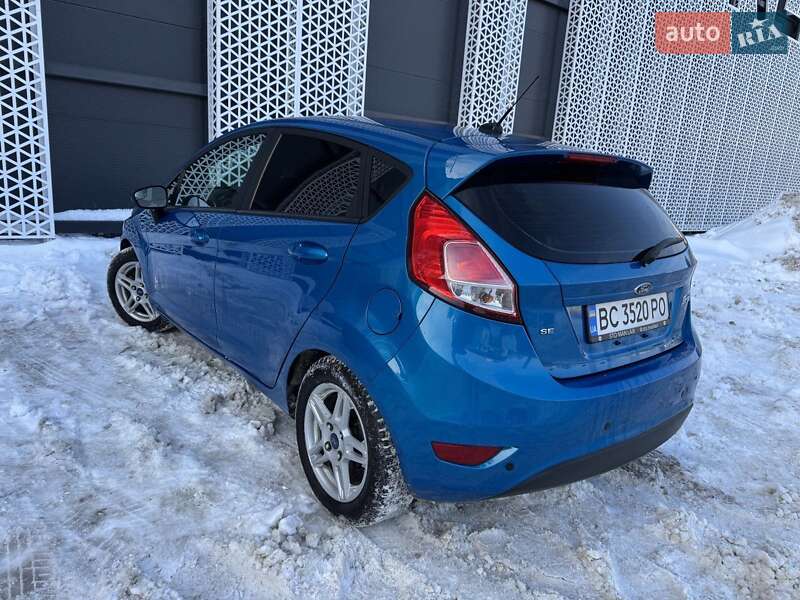 Хэтчбек Ford Fiesta 2017 в Львове