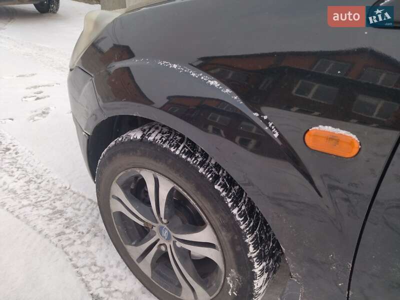 Хэтчбек Ford Fiesta 2007 в Сумах