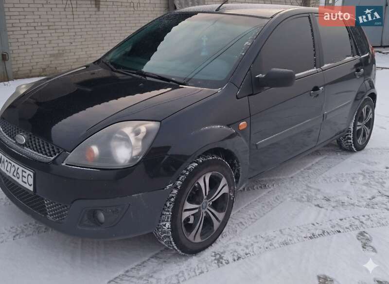 Хэтчбек Ford Fiesta 2007 в Сумах