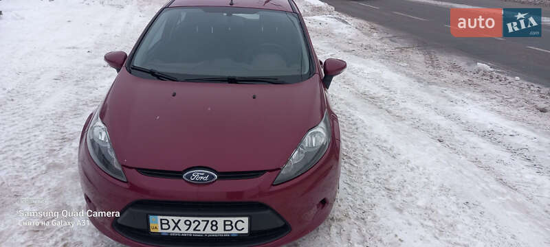 Хэтчбек Ford Fiesta 2011 в Хмельницком