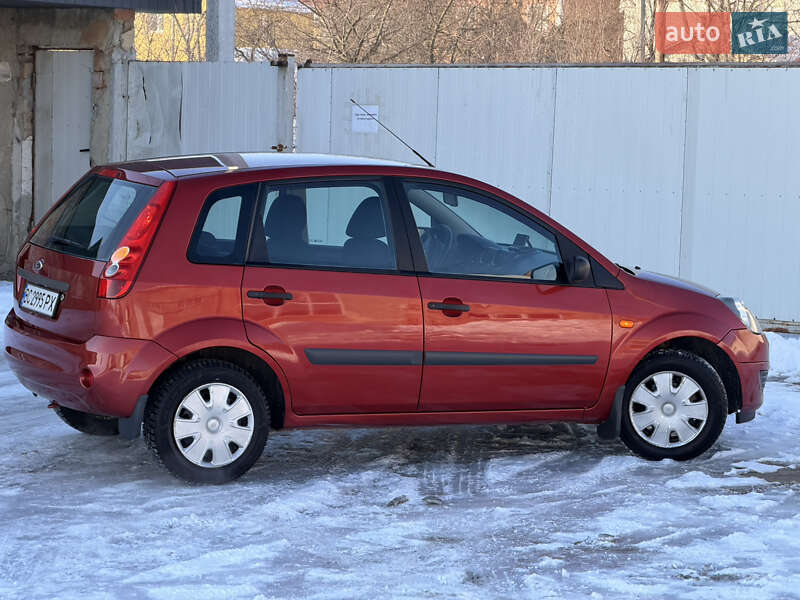 Хетчбек Ford Fiesta 2007 в Дрогобичі