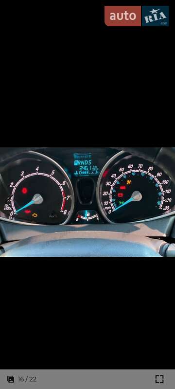 Седан Ford Fiesta 2015 в Києві