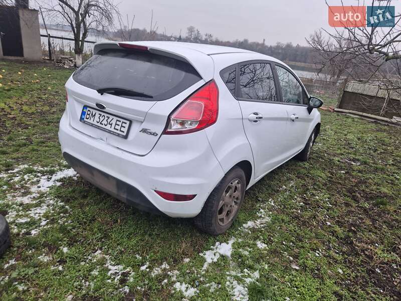 Хетчбек Ford Fiesta 2013 в Яготині