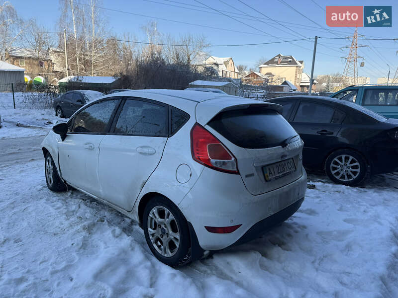 Хэтчбек Ford Fiesta 2017 в Вышгороде