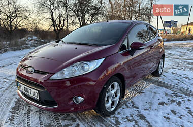 Хэтчбек Ford Fiesta 2010 в Гадяче