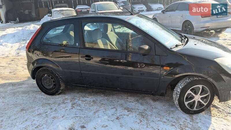 Хетчбек Ford Fiesta 2003 в Житомирі