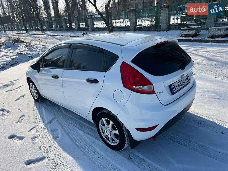 Хетчбек Ford Fiesta 2011 в Кременчуці фото 8 Хетчбек Ford Fiesta 2011 в Кременчуці