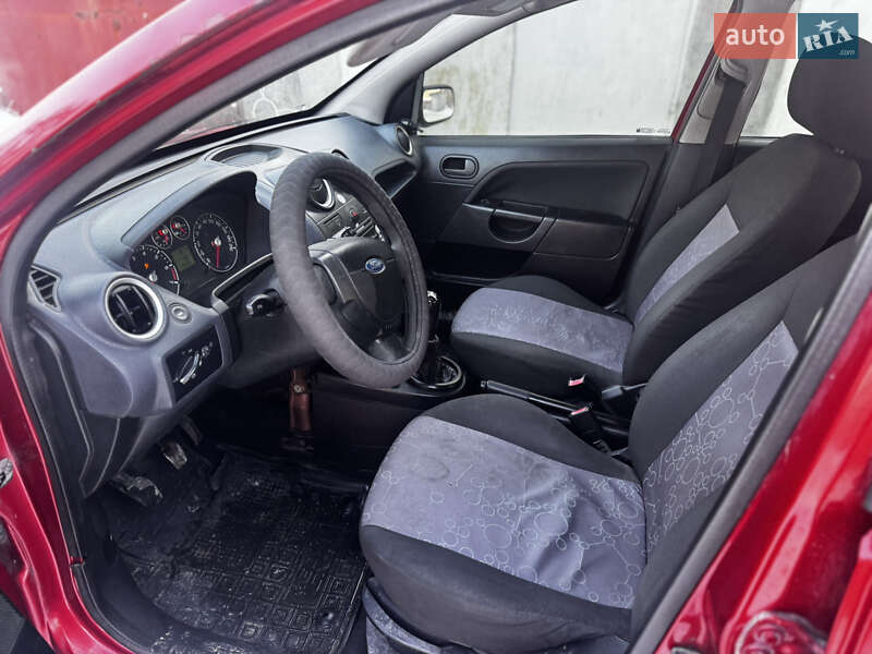 Хетчбек Ford Fiesta 2007 в Василькові
