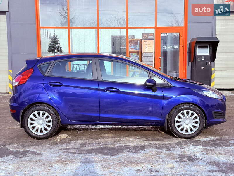 Хэтчбек Ford Fiesta 2017 в Харькове