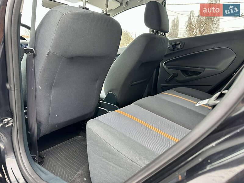 Хетчбек Ford Fiesta 2011 в Житомирі