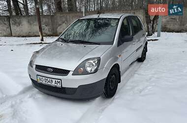Хэтчбек Ford Fiesta 2007 в Мукачево