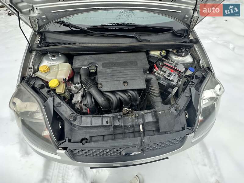 Хетчбек Ford Fiesta 2007 в Мукачевому фото 14 Хетчбек Ford Fiesta 2007 в Мукачевому
