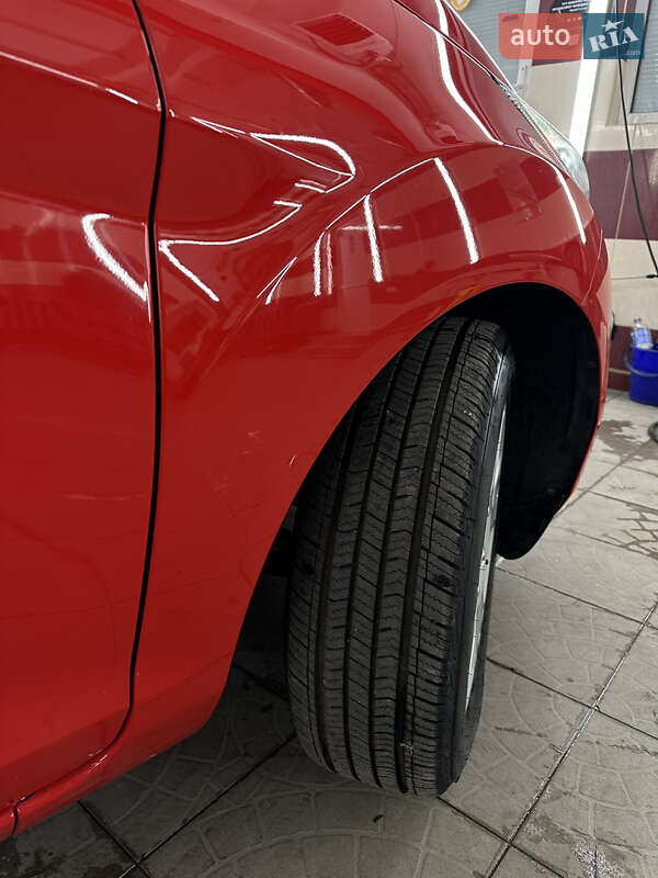 Седан Ford Fiesta 2016 в Львове