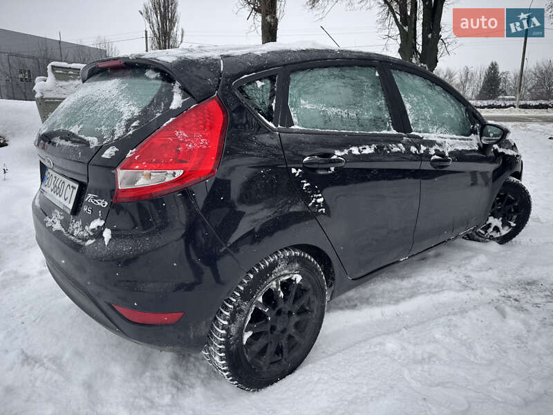 Хетчбек Ford Fiesta 2011 в Хмельницькому фото Хетчбек Ford Fiesta 2011 в Хмельницькому