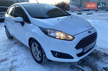Хетчбек Ford Fiesta 2015 в Сумах