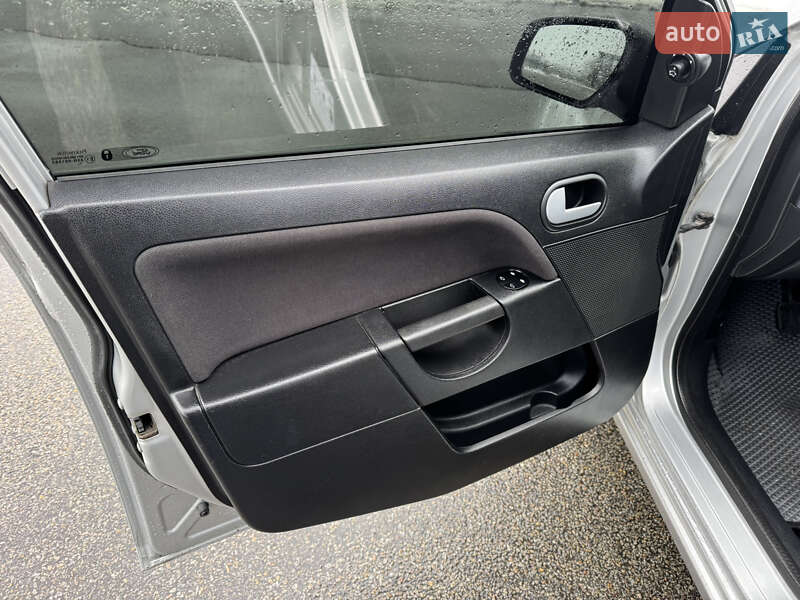 Хетчбек Ford Fiesta 2008 в Дніпрі фото 14 Хетчбек Ford Fiesta 2008 в Дніпрі