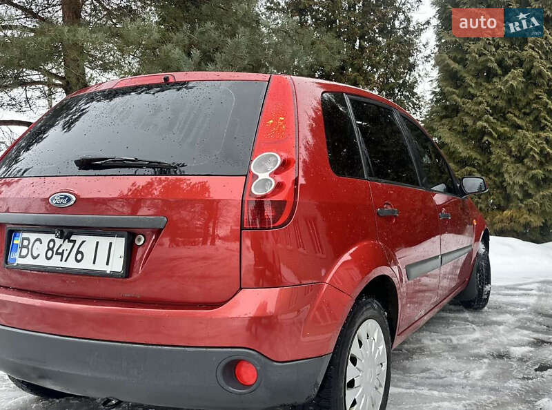 Хетчбек Ford Fiesta 2008 в Дрогобичі