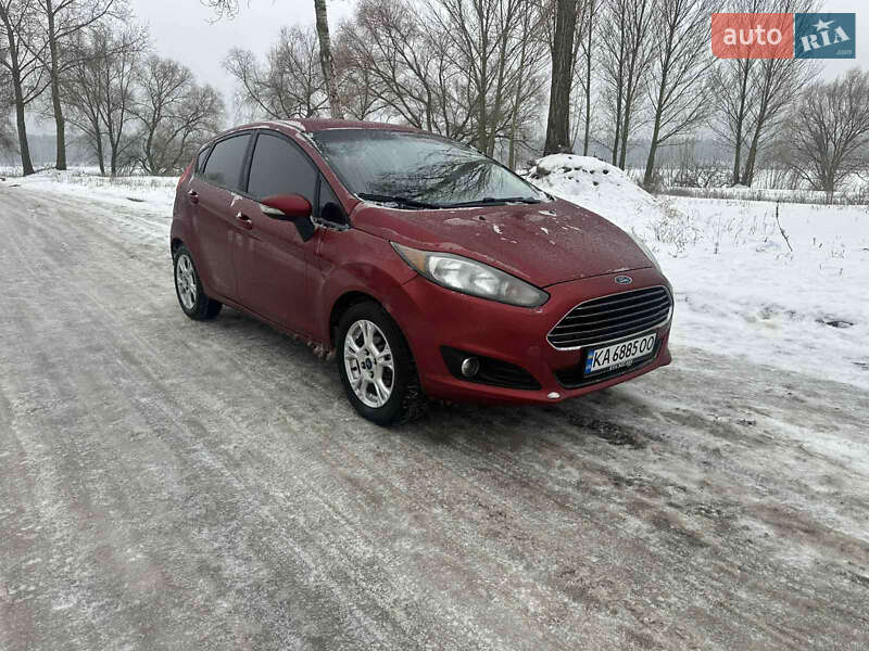 Хэтчбек Ford Fiesta 2014 в Киеве