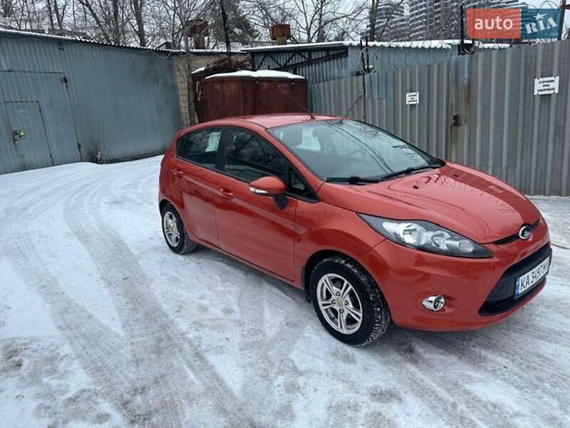 Хэтчбек Ford Fiesta 2011 в Киеве фото Хэтчбек Ford Fiesta 2011 в Киеве