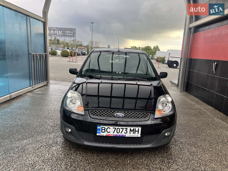 Хетчбек Ford Fiesta 2007 в Львові